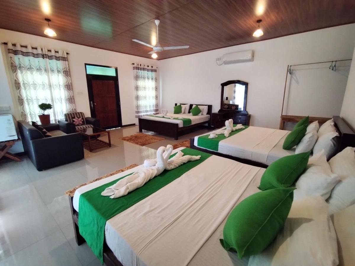 Village Mango Resort Yala ティッサマハーラーマ エクステリア 写真