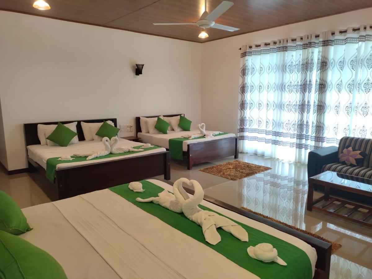 Village Mango Resort Yala ティッサマハーラーマ エクステリア 写真