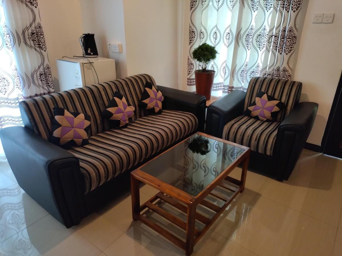 Village Mango Resort Yala ティッサマハーラーマ エクステリア 写真