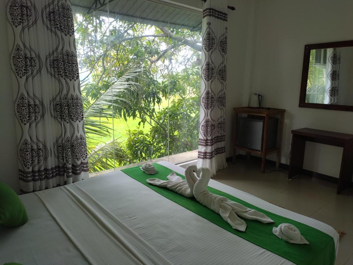 Village Mango Resort Yala ティッサマハーラーマ エクステリア 写真