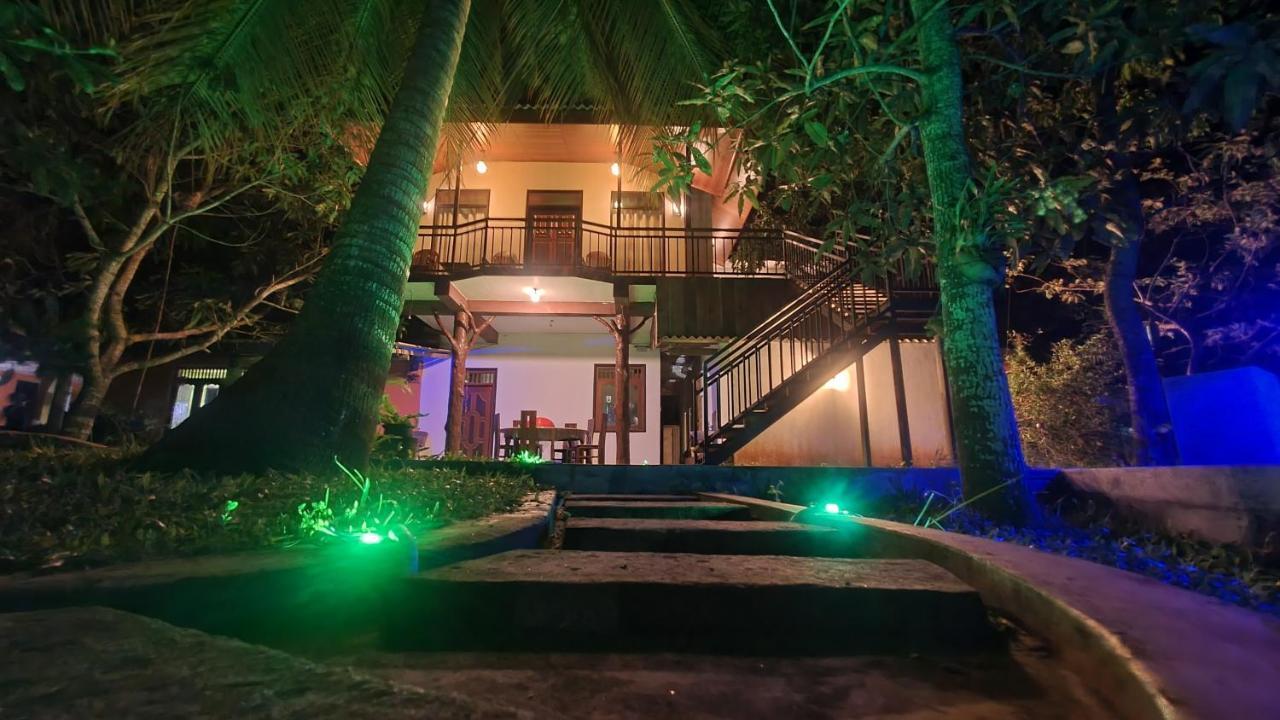 Village Mango Resort Yala ティッサマハーラーマ エクステリア 写真